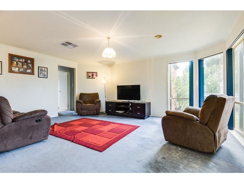 22 Lynbridge Crescent, Tarneit VIC 3029