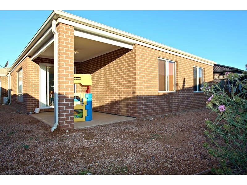 12 Federal Drive, Wyndham Vale VIC 3024