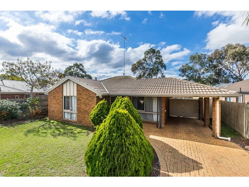4 Seine Close, Werribee VIC 3030