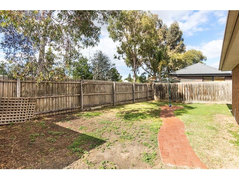 4 Seine Close, Werribee VIC 3030