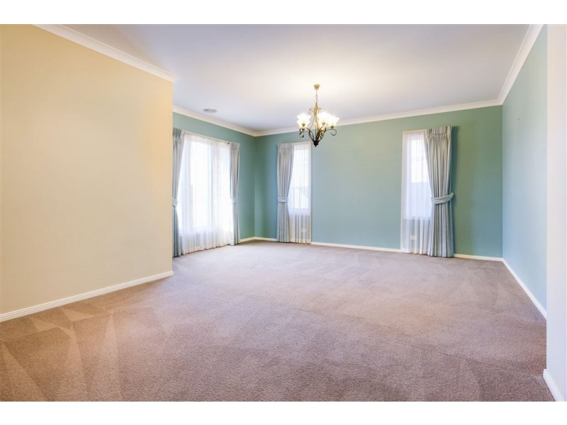 5 Loretta Boulevard, Tarneit VIC 3029