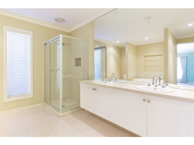 5 Loretta Boulevard, Tarneit VIC 3029