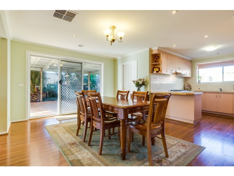 75 Oriole Drive, Werribee VIC 3030