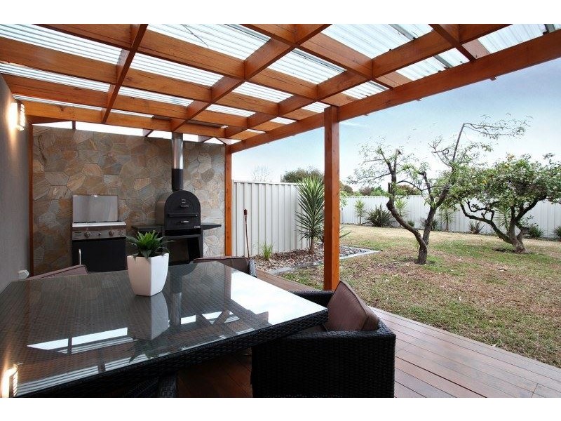 29 The Esplanade, North Shore VIC 3214