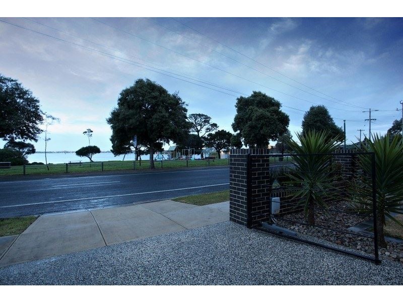 29 The Esplanade, North Shore VIC 3214