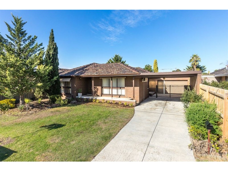 24 Dummett Ave, Hoppers Crossing VIC 3029