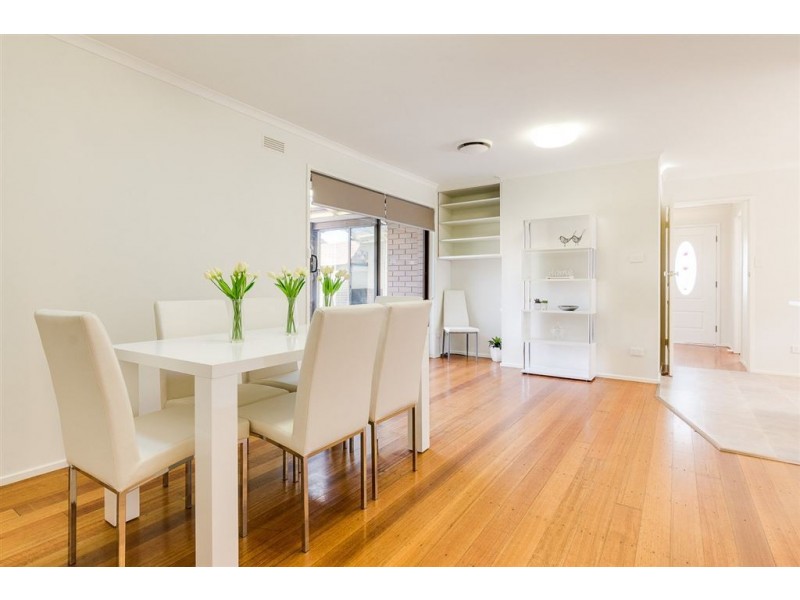 24 Dummett Ave, Hoppers Crossing VIC 3029