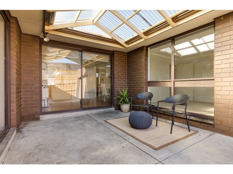 24 Dummett Ave, Hoppers Crossing VIC 3029