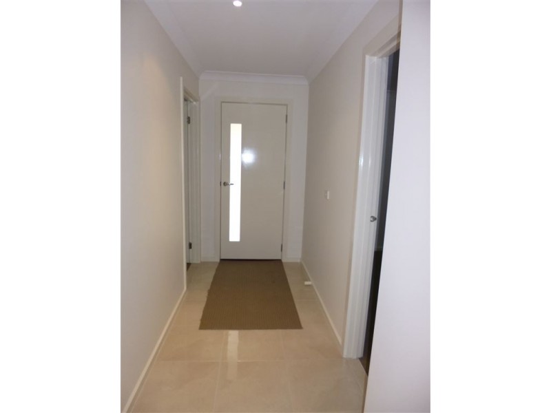 8 Michael Place, Point Cook VIC 3030