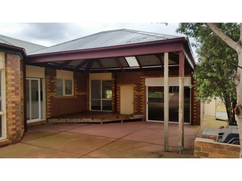 1 Waterside Close, Hoppers Crossing VIC 3029