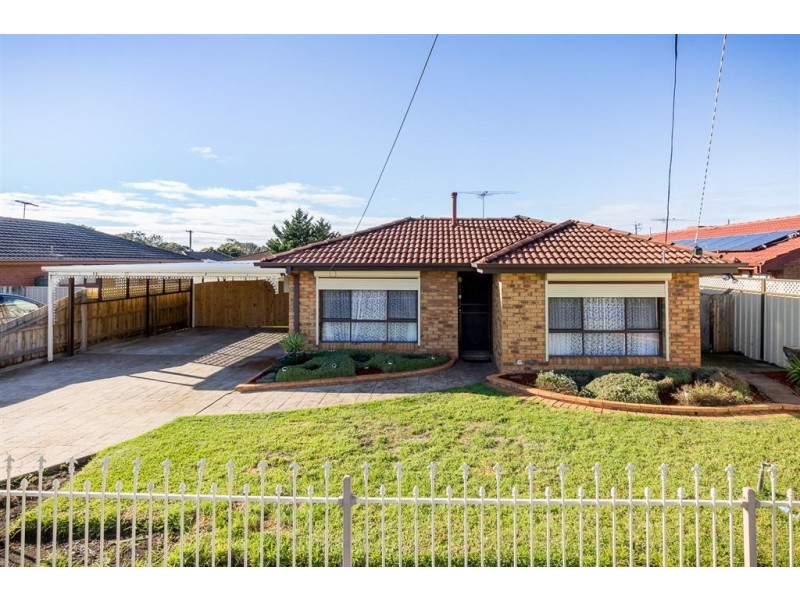 18 Perkins Ave, Hoppers Crossing VIC 3029