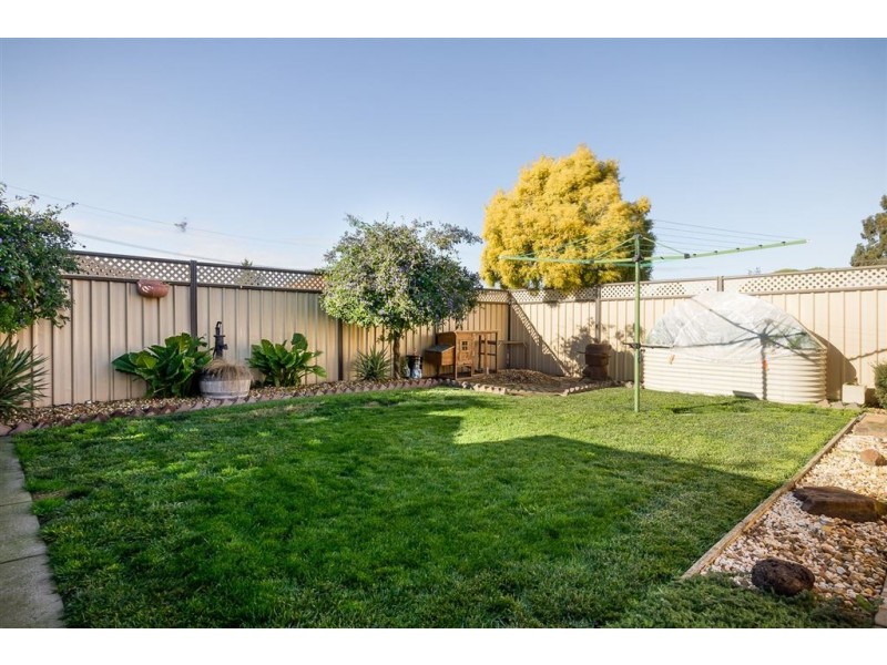 18 Perkins Ave, Hoppers Crossing VIC 3029