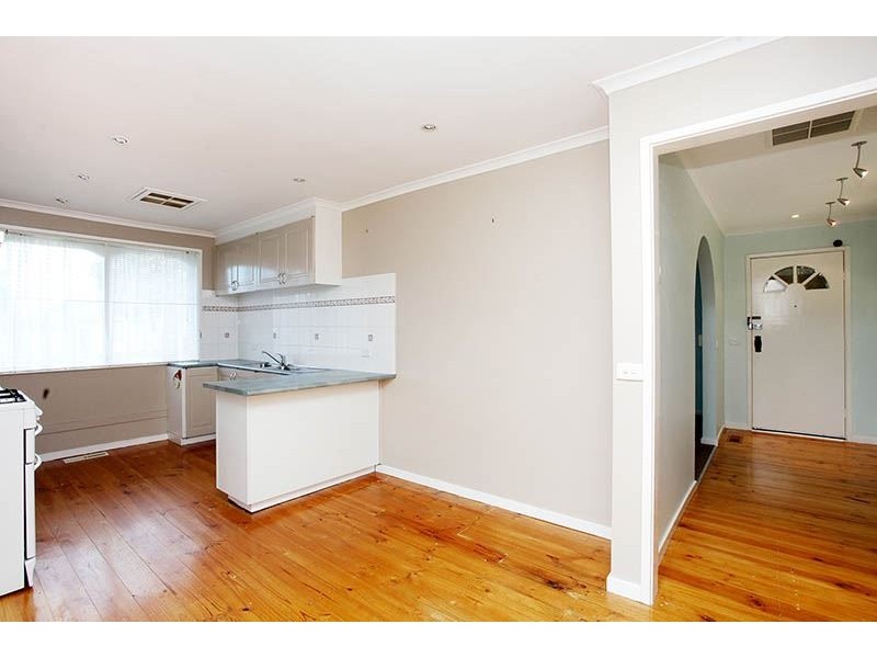 56 Cambridge Crescent, Werribee VIC 3030