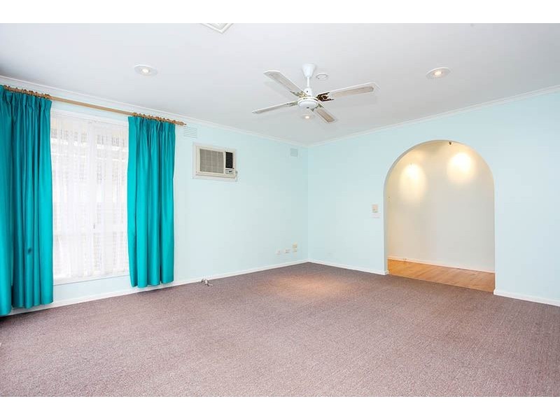 56 Cambridge Crescent, Werribee VIC 3030