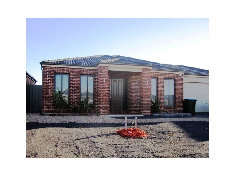 9 Langley Avenue, Wyndham Vale VIC 3024