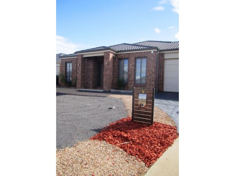 9 Langley Avenue, Wyndham Vale VIC 3024