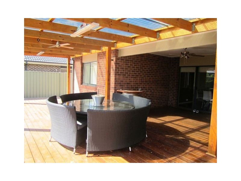 9 Langley Avenue, Wyndham Vale VIC 3024