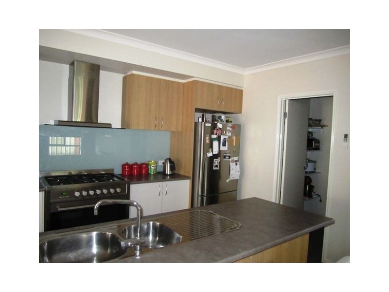 9 Langley Avenue, Wyndham Vale VIC 3024