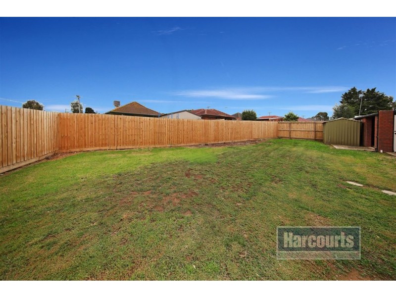 16 Topaz Avenue, Wyndham Vale VIC 3024