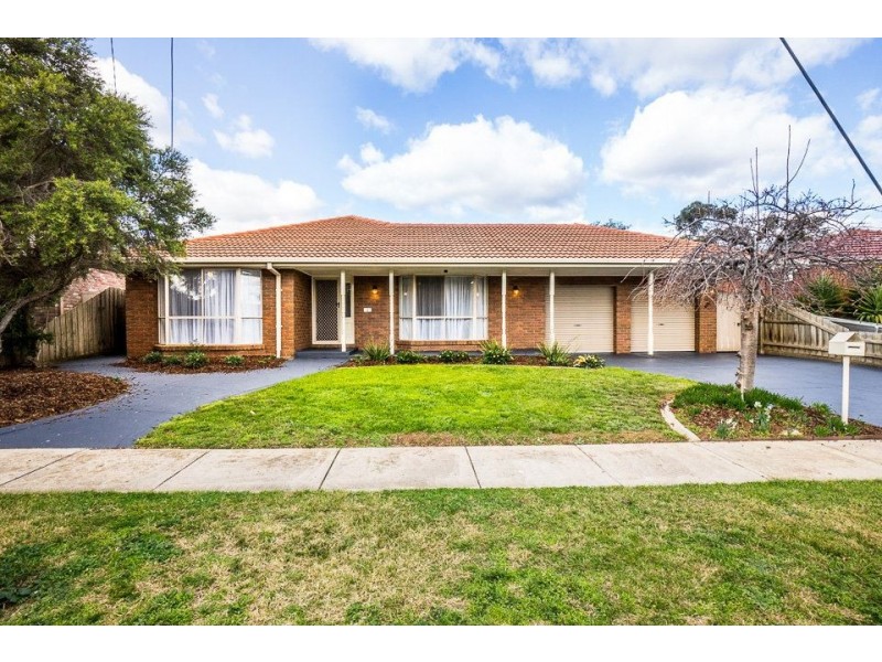 15 Delmont Street, Werribee VIC 3030