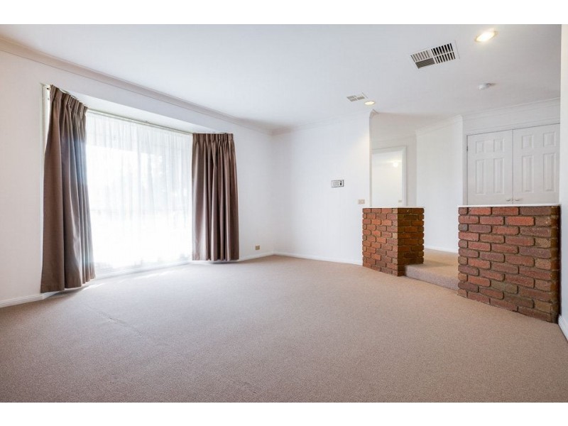 15 Delmont Street, Werribee VIC 3030