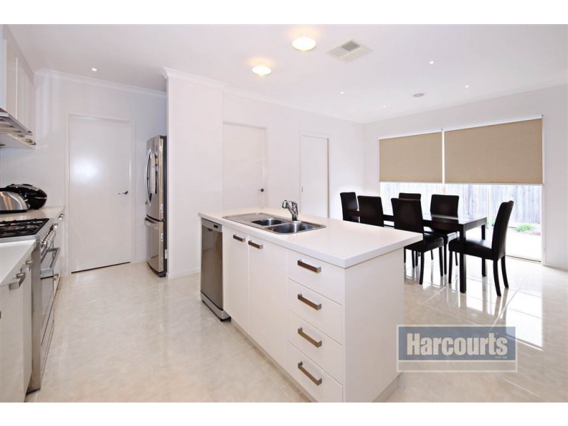35 Caspian Circuit, Point Cook VIC 3030