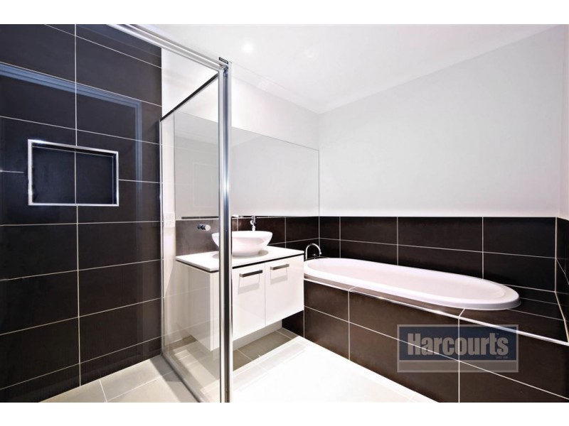 35 Caspian Circuit, Point Cook VIC 3030