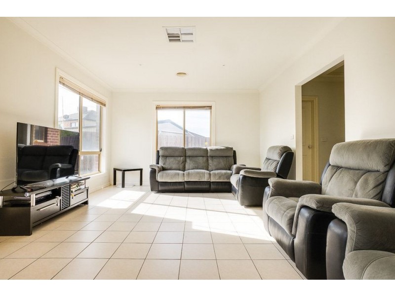 2/29 Harmony Drive, Tarneit VIC 3029