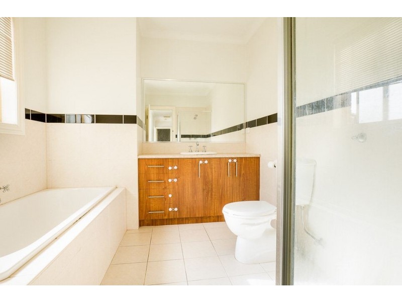 2/29 Harmony Drive, Tarneit VIC 3029