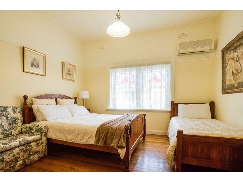 2 College Road, Werribee VIC 3030