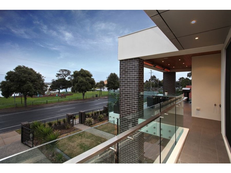 29 The Esplanade, North Shore VIC 3214