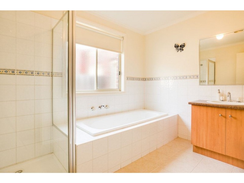 9 Governor Close, Tarneit VIC 3029