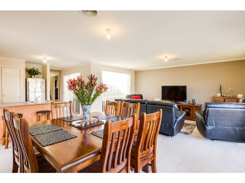 9 Governor Close, Tarneit VIC 3029