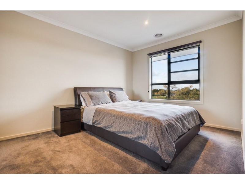 7 Windorah Drive, Point Cook VIC 3030