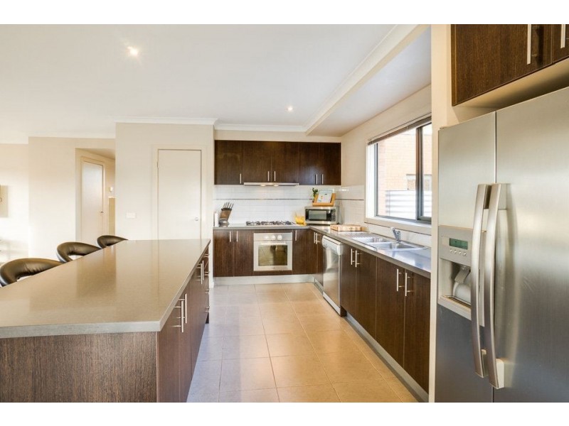 7 Windorah Drive, Point Cook VIC 3030