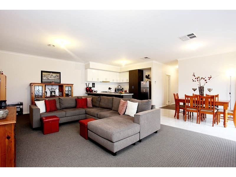 3/46 Buckingham Street, Sydenham VIC 3037