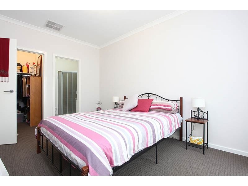 3/46 Buckingham Street, Sydenham VIC 3037