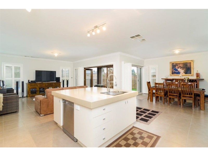 7. Sutherland Court, Tarneit VIC 3029