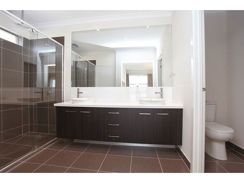 26 Canegrass Drive, Point Cook VIC 3030