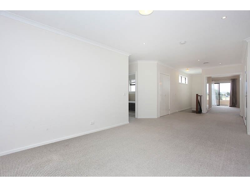 26 Canegrass Drive, Point Cook VIC 3030