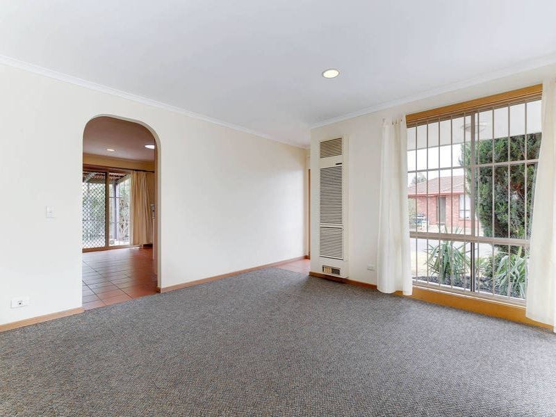 1/30 Silvereye Crescent, Werribee VIC 3030