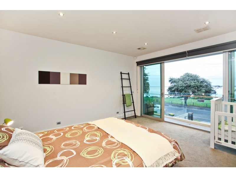 29 The Esplande, North Geelong VIC 3215