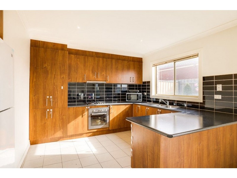 2/29. Harmony Drive, Tarneit VIC 3029