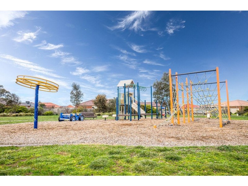 2/29. Harmony Drive, Tarneit VIC 3029