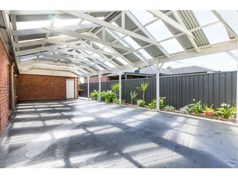 107 Manor Lakes Boulevard, Wyndham Vale VIC 3024