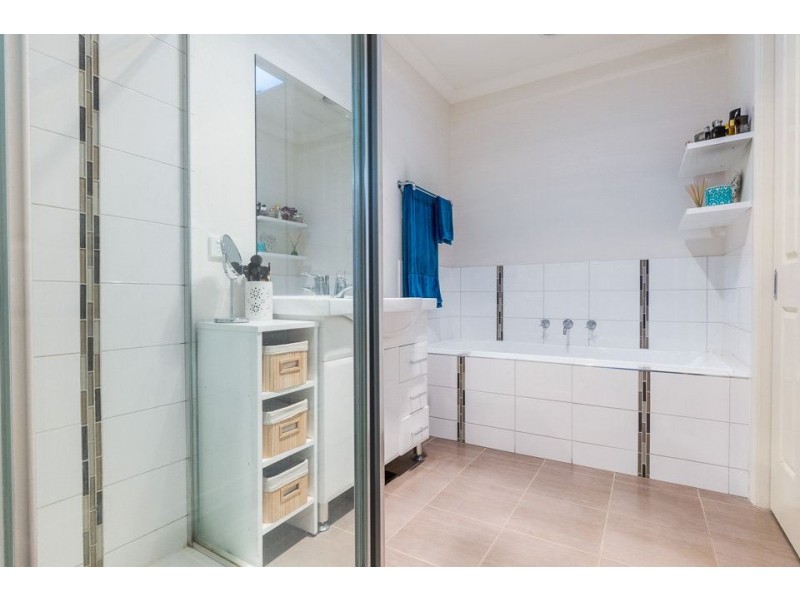 18 Swinburne Court, Truganina VIC 3029