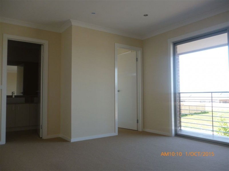 39 Maddock Street, Point Cook VIC 3030