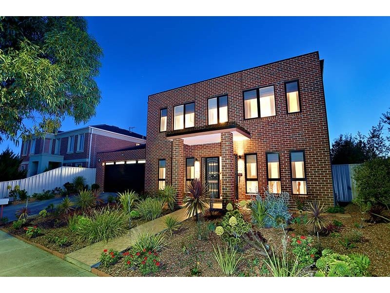 14 Fiddlewood Turn, Melton West VIC 3337