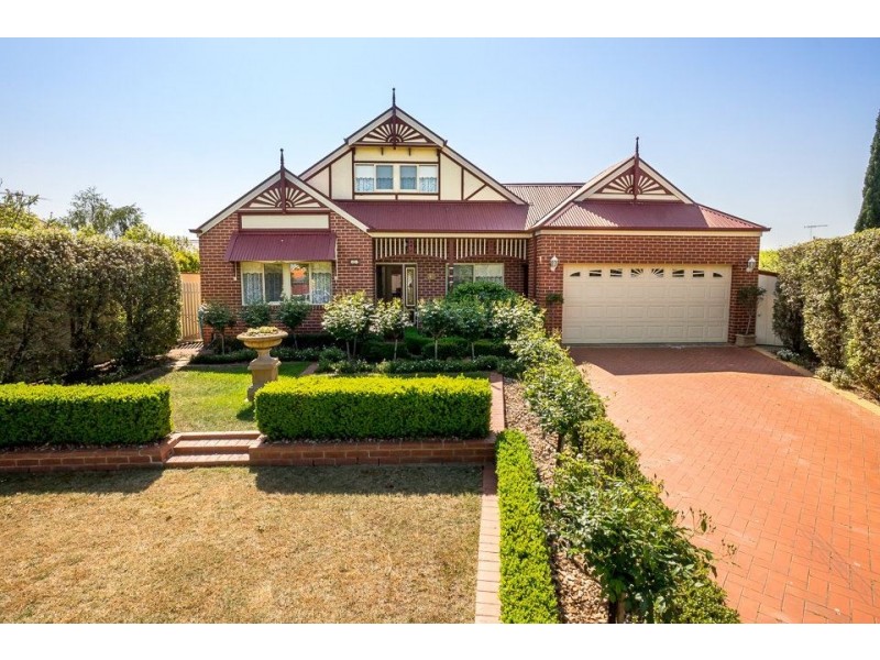 12 Anna Court, Werribee VIC 3030