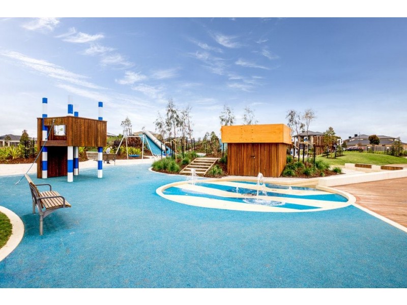 290 Saltwater Promenade, Point Cook VIC 3030